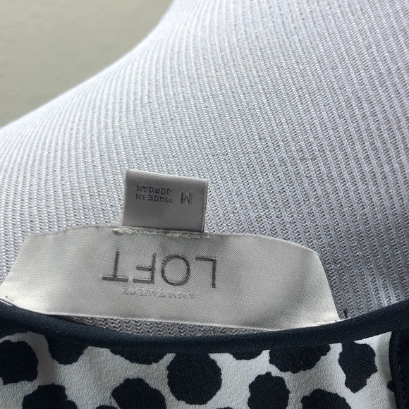 Loft Black & White Print Sleeveless Top - Picture 6 of 7